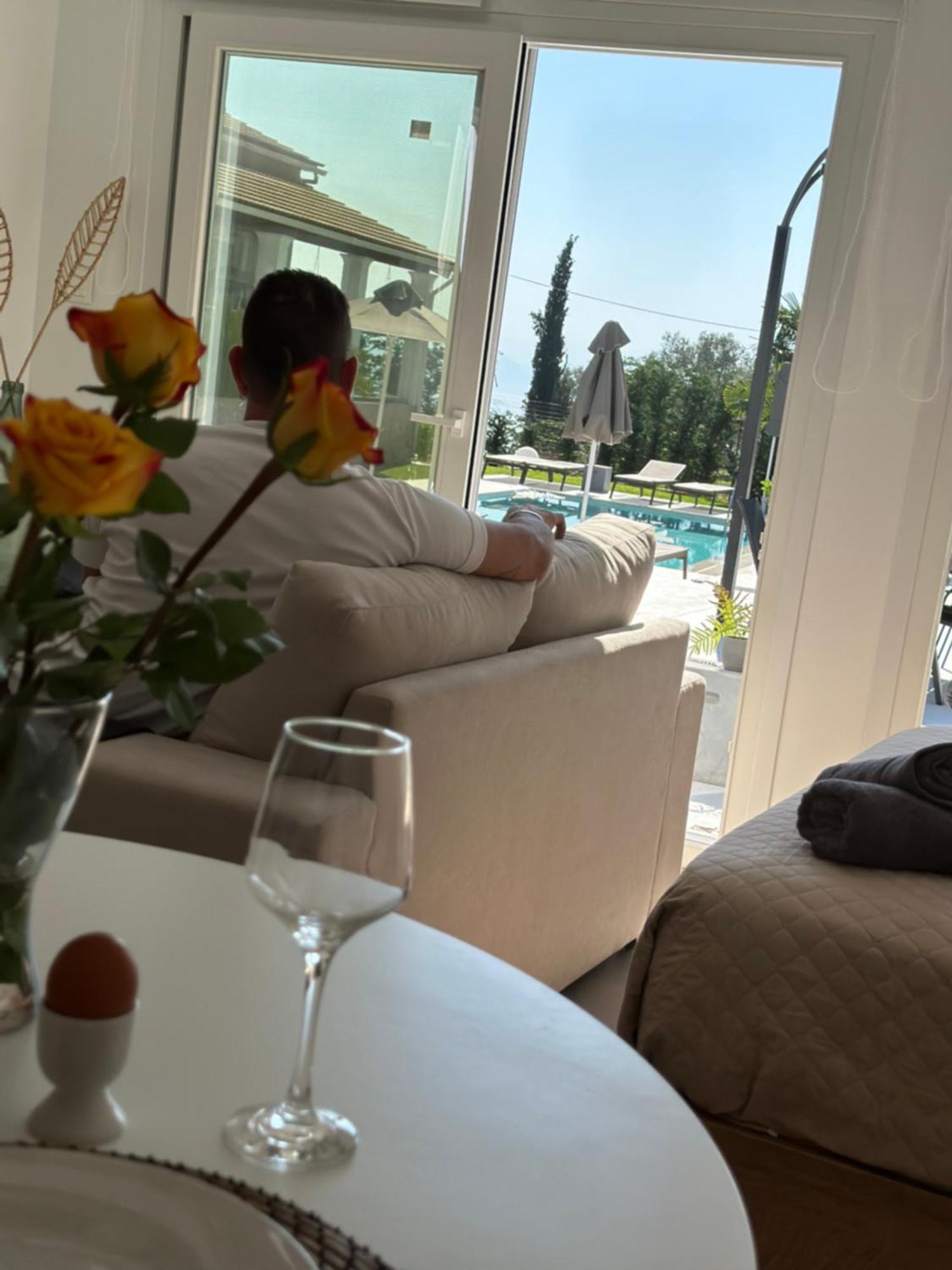 Grande Terra Villas With Swimming Pool Spartylas Exteriör bild